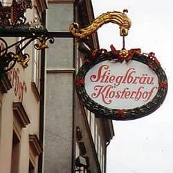 64 Stiegl im Klosterhof